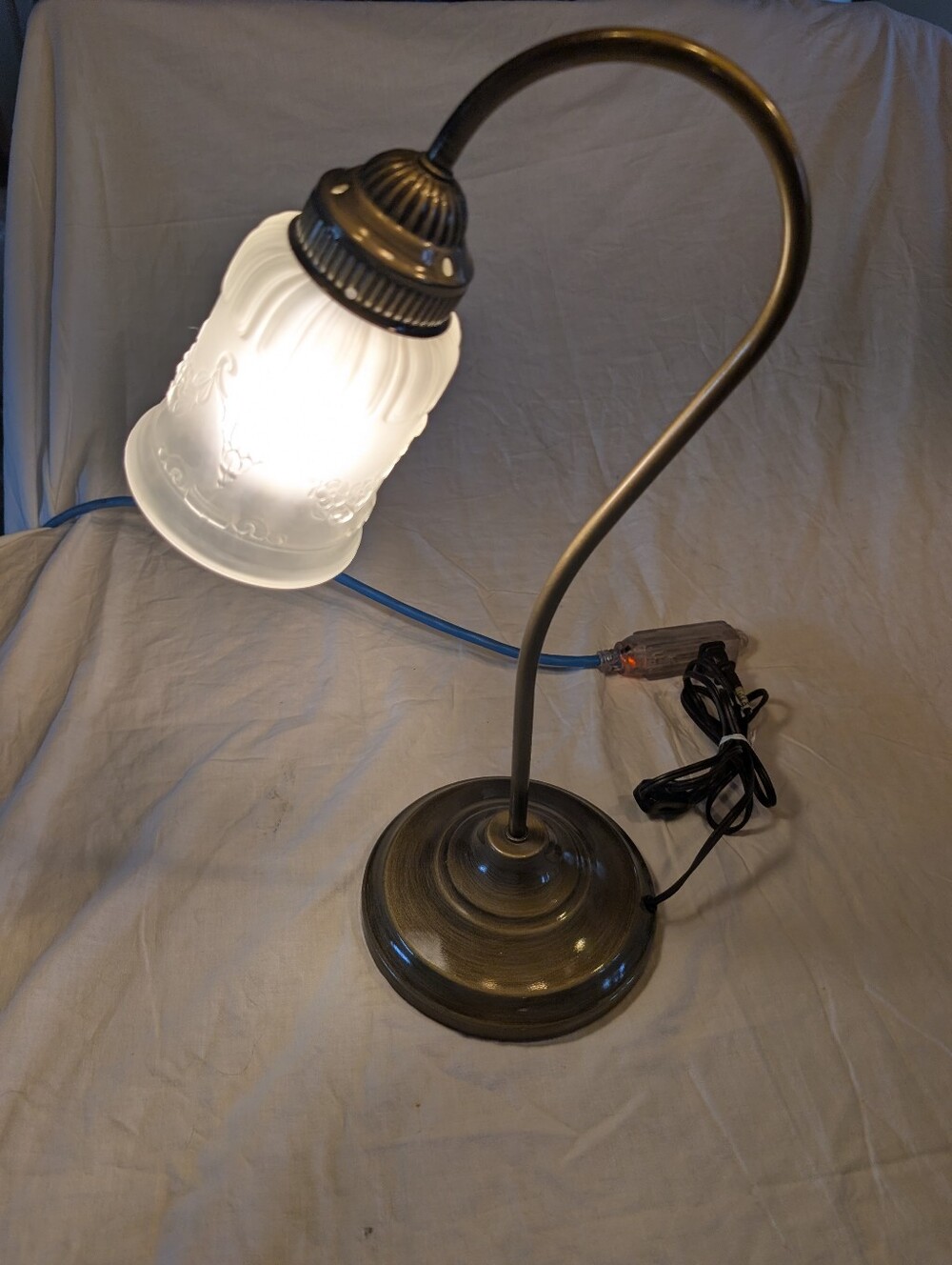 2/60$ Vintage Brass Curved Desk Lamp with Frosted Glass Shade